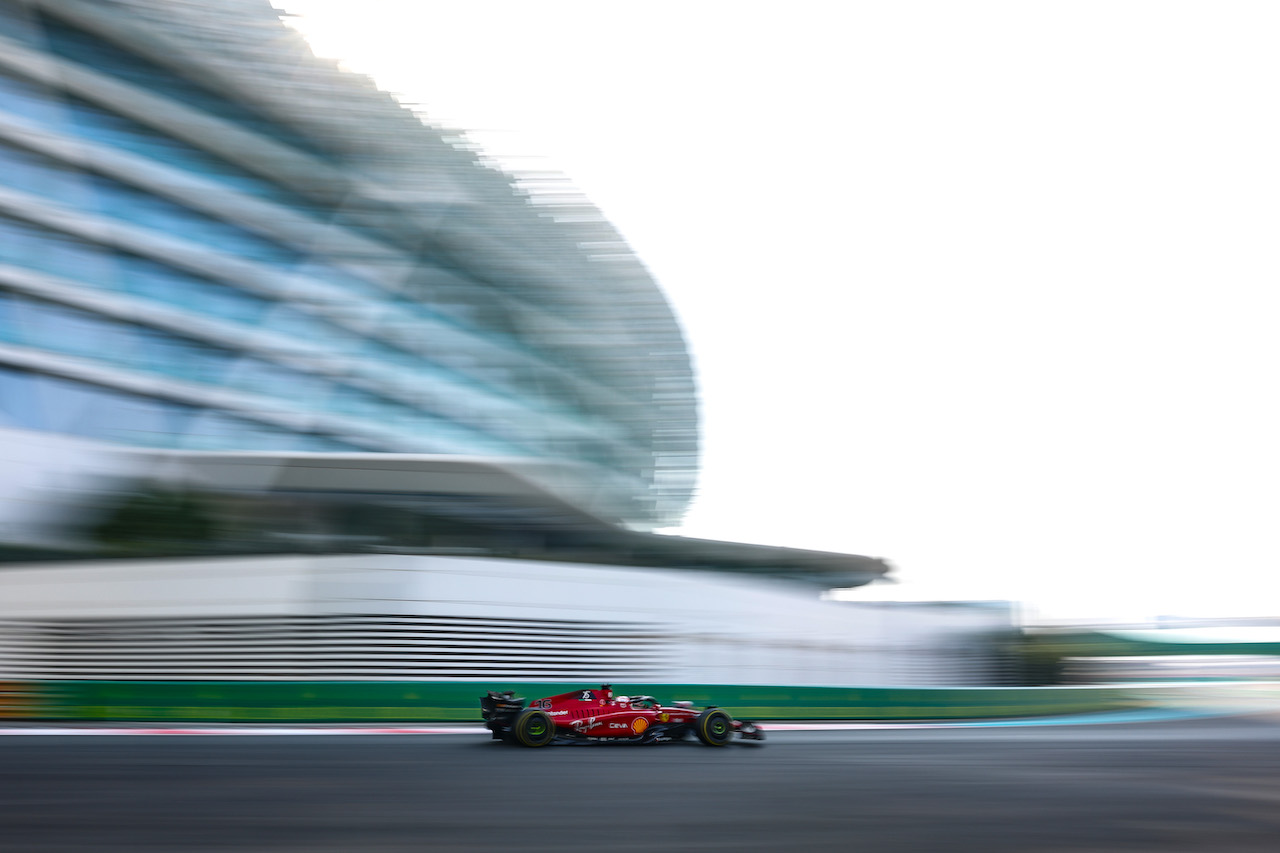 GP ABU DHABI, Charles Leclerc (FRA), Ferrari 
19.11.2022. Formula 1 World Championship, Rd 22, Abu Dhabi Grand Prix, Yas Marina Circuit, Abu Dhabi, Qualifiche Day.
- www.xpbimages.com, EMail: requests@xpbimages.com ¬© Copyright: Charniaux / XPB Images