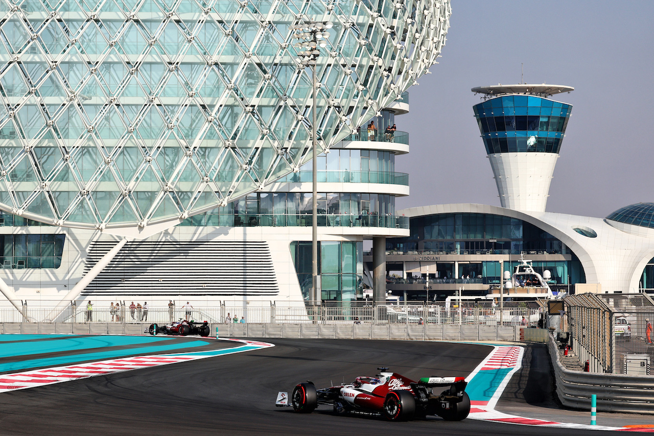 GP ABU DHABI, Valtteri Bottas (FIN) Alfa Romeo F1 Team C42.
19.11.2022. Formula 1 World Championship, Rd 22, Abu Dhabi Grand Prix, Yas Marina Circuit, Abu Dhabi, Qualifiche Day.
- www.xpbimages.com, EMail: requests@xpbimages.com © Copyright: Moy / XPB Images