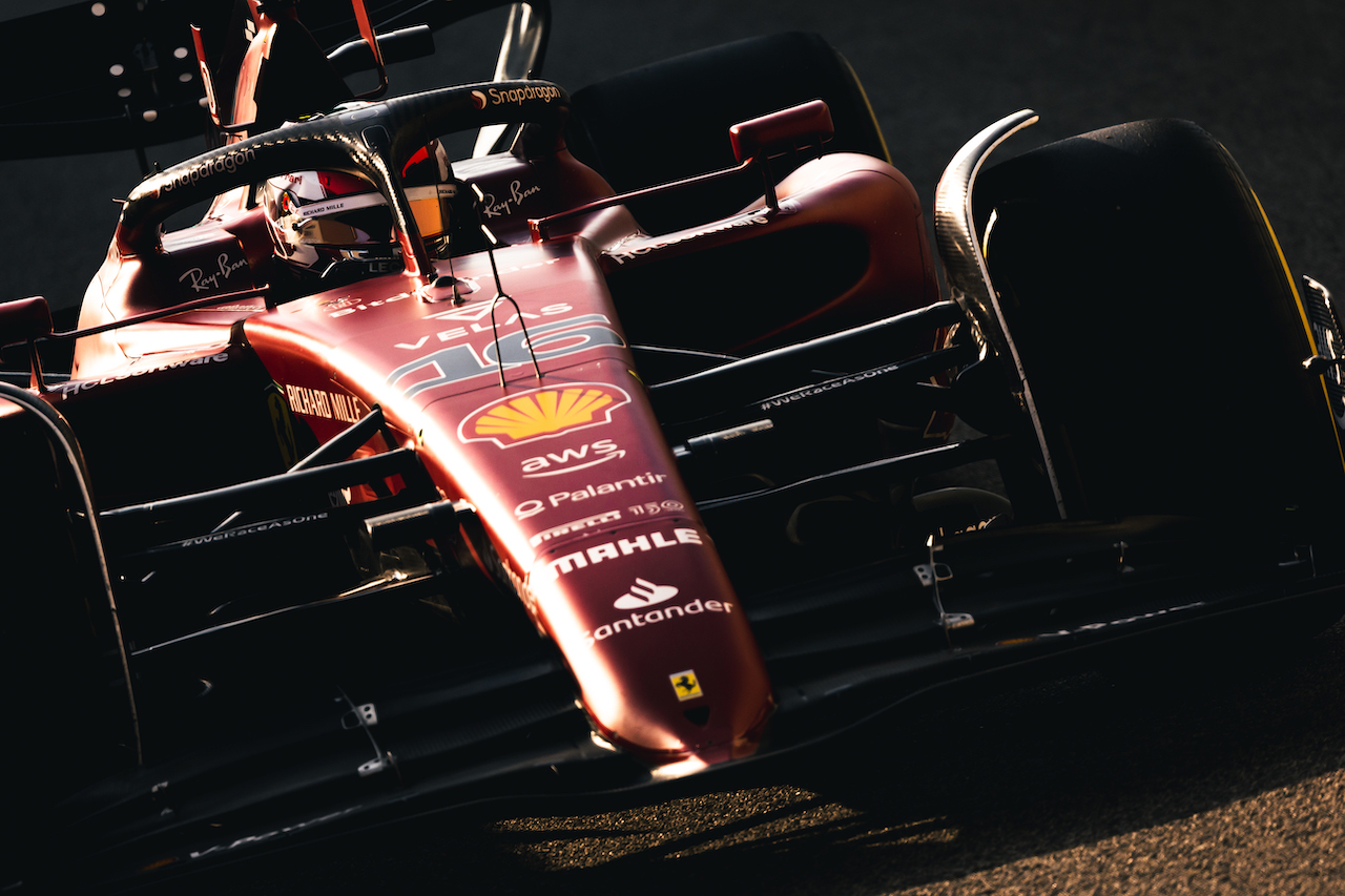 GP ABU DHABI, Charles Leclerc (MON) Ferrari F1-75.
19.11.2022. Formula 1 World Championship, Rd 22, Abu Dhabi Grand Prix, Yas Marina Circuit, Abu Dhabi, Qualifiche Day.
- www.xpbimages.com, EMail: requests@xpbimages.com © Copyright: Bearne / XPB Images