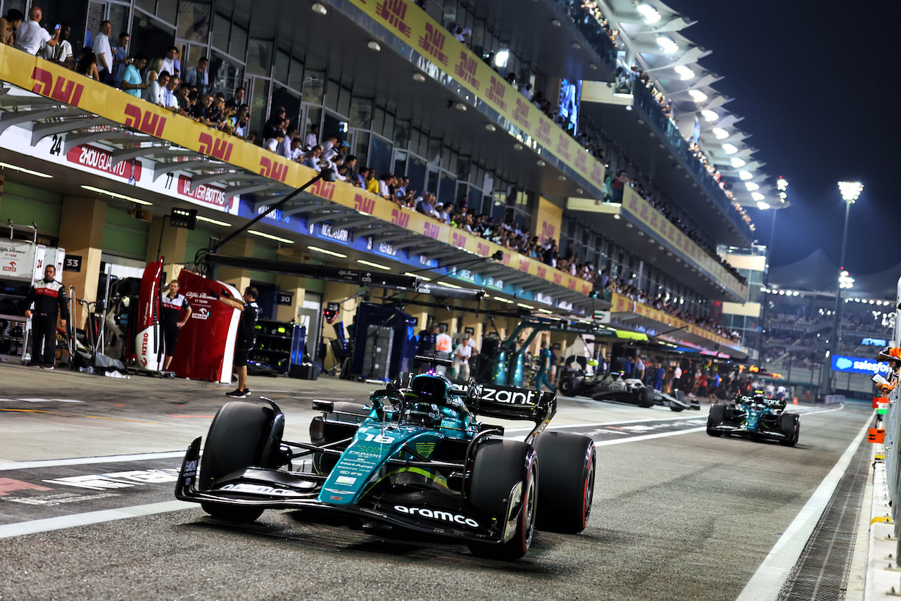 GP ABU DHABI, Lance Stroll (CDN) Aston Martin F1 Team AMR22.
19.11.2022. Formula 1 World Championship, Rd 22, Abu Dhabi Grand Prix, Yas Marina Circuit, Abu Dhabi, Qualifiche Day.
- www.xpbimages.com, EMail: requests@xpbimages.com © Copyright: Batchelor / XPB Images