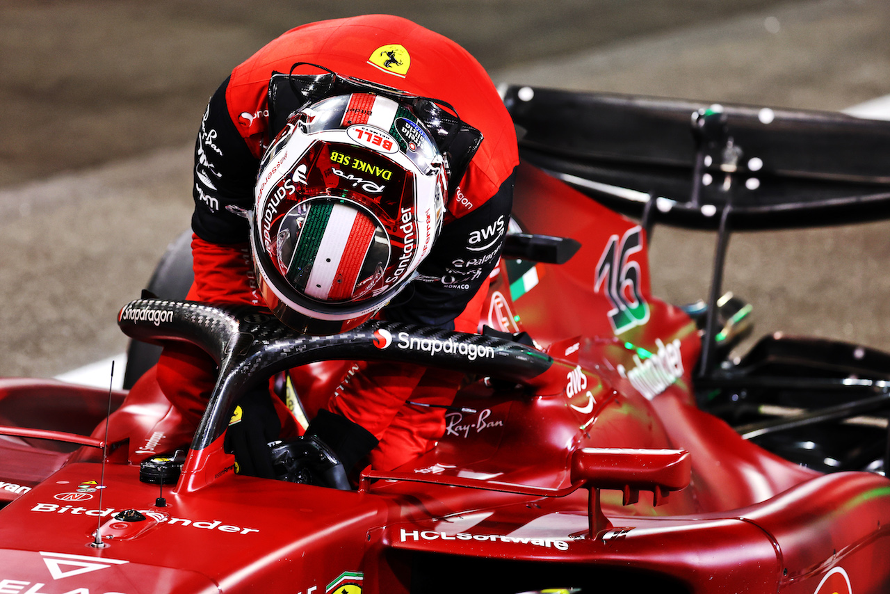 GP ABU DHABI, Charles Leclerc (MON) Ferrari F1-75 in qualifying parc ferme.
19.11.2022. Formula 1 World Championship, Rd 22, Abu Dhabi Grand Prix, Yas Marina Circuit, Abu Dhabi, Qualifiche Day.
- www.xpbimages.com, EMail: requests@xpbimages.com © Copyright: Batchelor / XPB Images