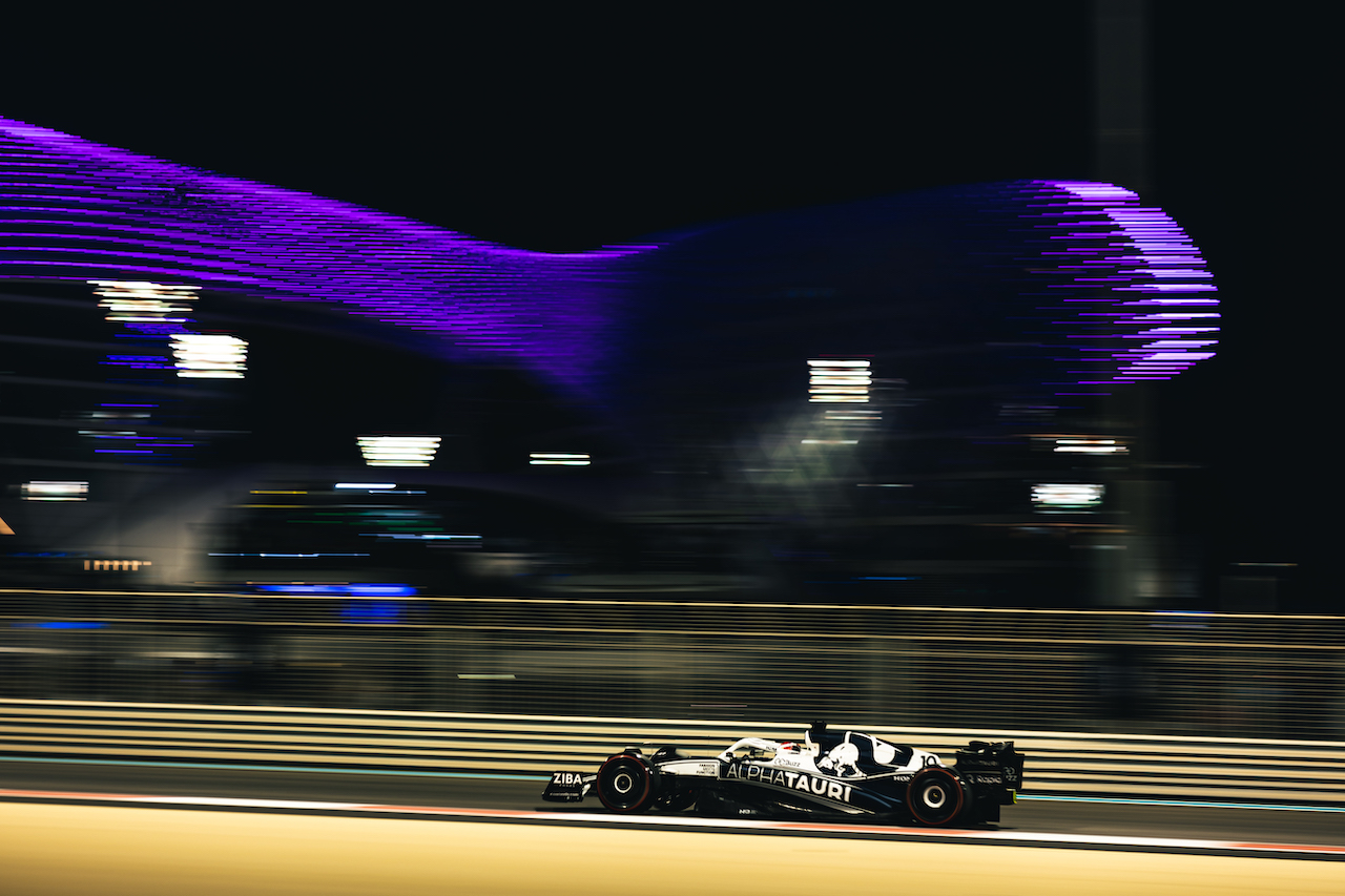 GP ABU DHABI, Pierre Gasly (FRA) AlphaTauri AT03.
19.11.2022. Formula 1 World Championship, Rd 22, Abu Dhabi Grand Prix, Yas Marina Circuit, Abu Dhabi, Qualifiche Day.
- www.xpbimages.com, EMail: requests@xpbimages.com © Copyright: Bearne / XPB Images