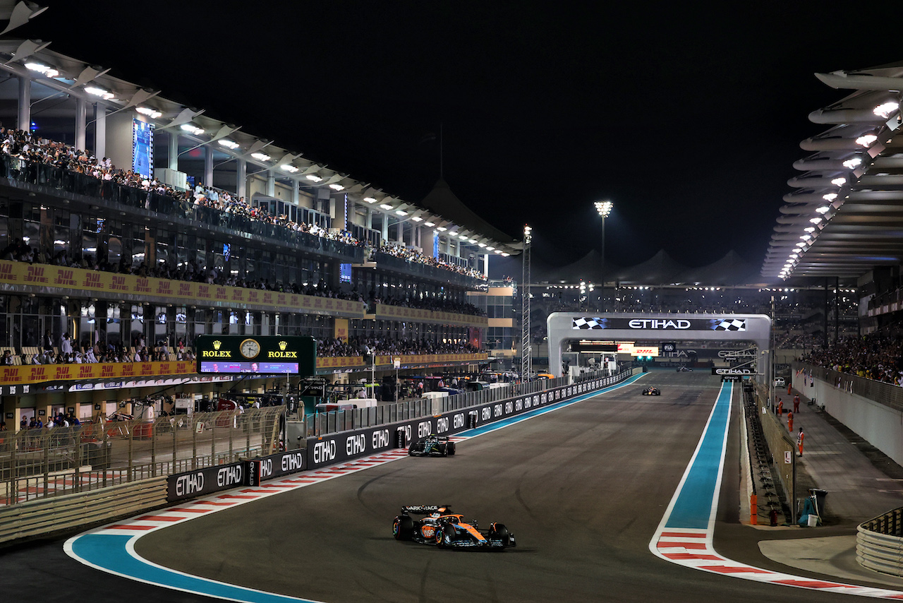 GP ABU DHABI, Daniel Ricciardo (AUS) McLaren MCL36.
19.11.2022. Formula 1 World Championship, Rd 22, Abu Dhabi Grand Prix, Yas Marina Circuit, Abu Dhabi, Qualifiche Day.
- www.xpbimages.com, EMail: requests@xpbimages.com © Copyright: Moy / XPB Images