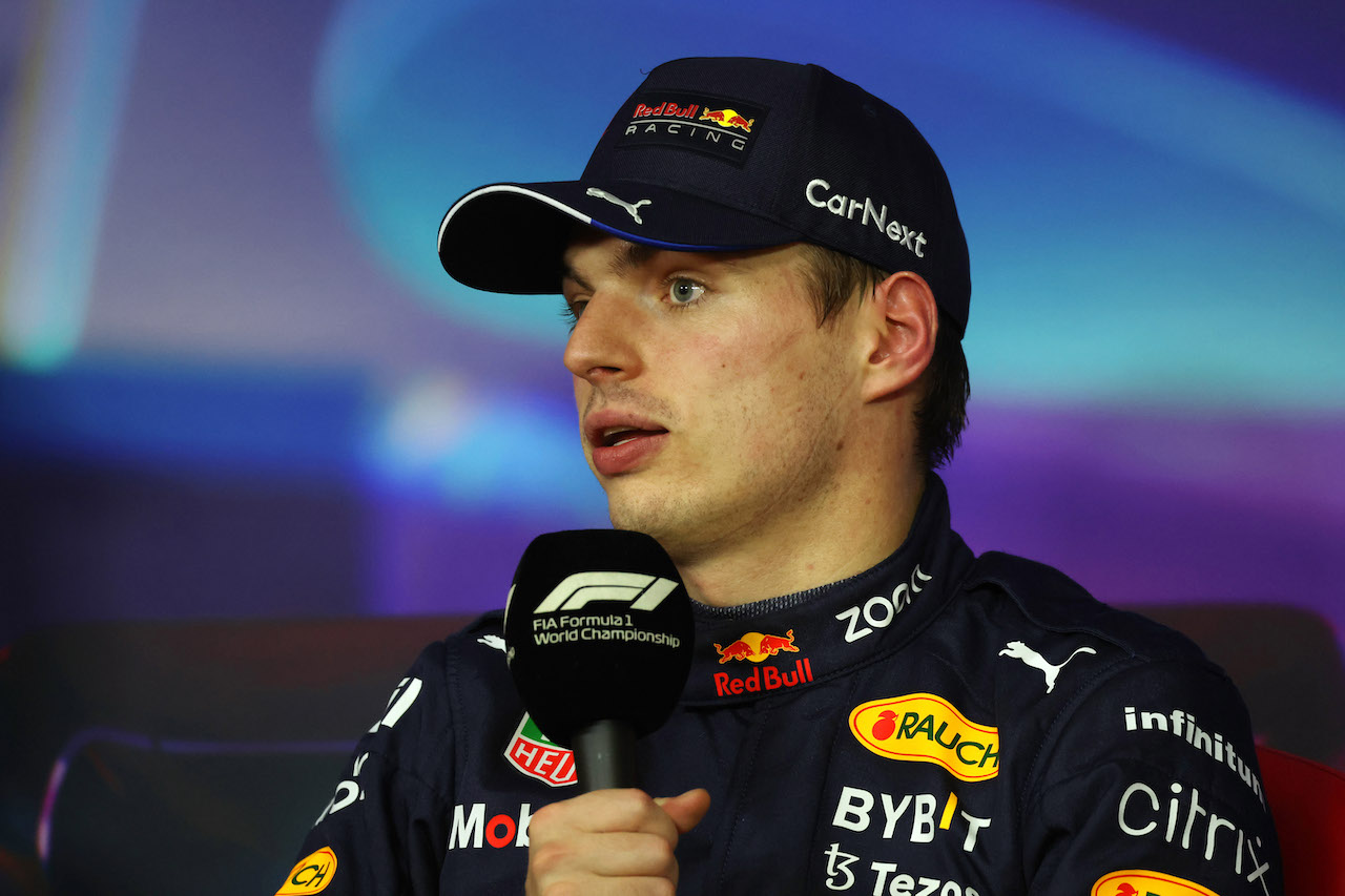 GP ABU DHABI, Max Verstappen (NLD) Red Bull Racing in the post qualifying FIA Press Conference.
19.11.2022. Formula 1 World Championship, Rd 22, Abu Dhabi Grand Prix, Yas Marina Circuit, Abu Dhabi, Qualifiche Day.
- www.xpbimages.com, EMail: requests@xpbimages.com © Copyright: XPB Images