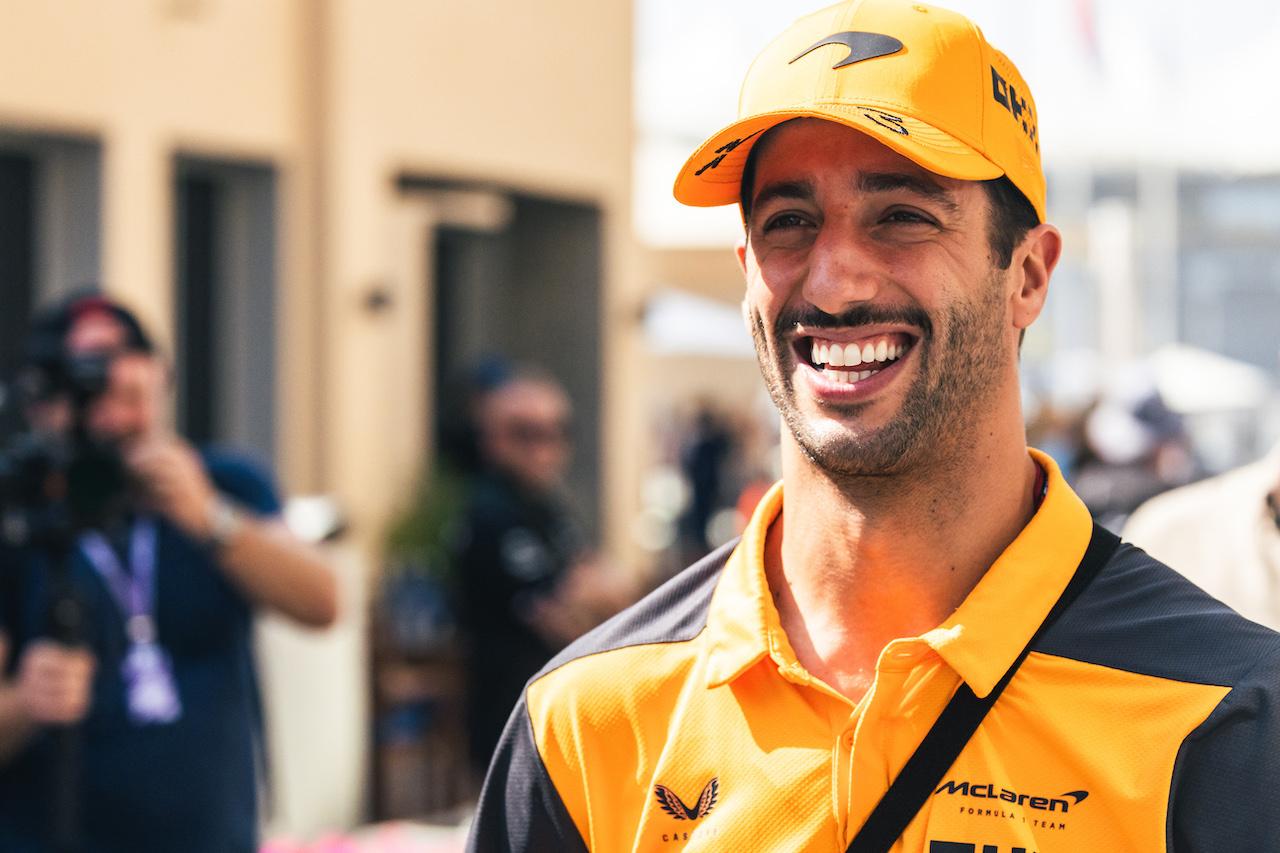 GP ABU DHABI, Daniel Ricciardo (AUS) McLaren.
19.11.2022. Formula 1 World Championship, Rd 22, Abu Dhabi Grand Prix, Yas Marina Circuit, Abu Dhabi, Qualifiche Day.
- www.xpbimages.com, EMail: requests@xpbimages.com © Copyright: Bearne / XPB Images