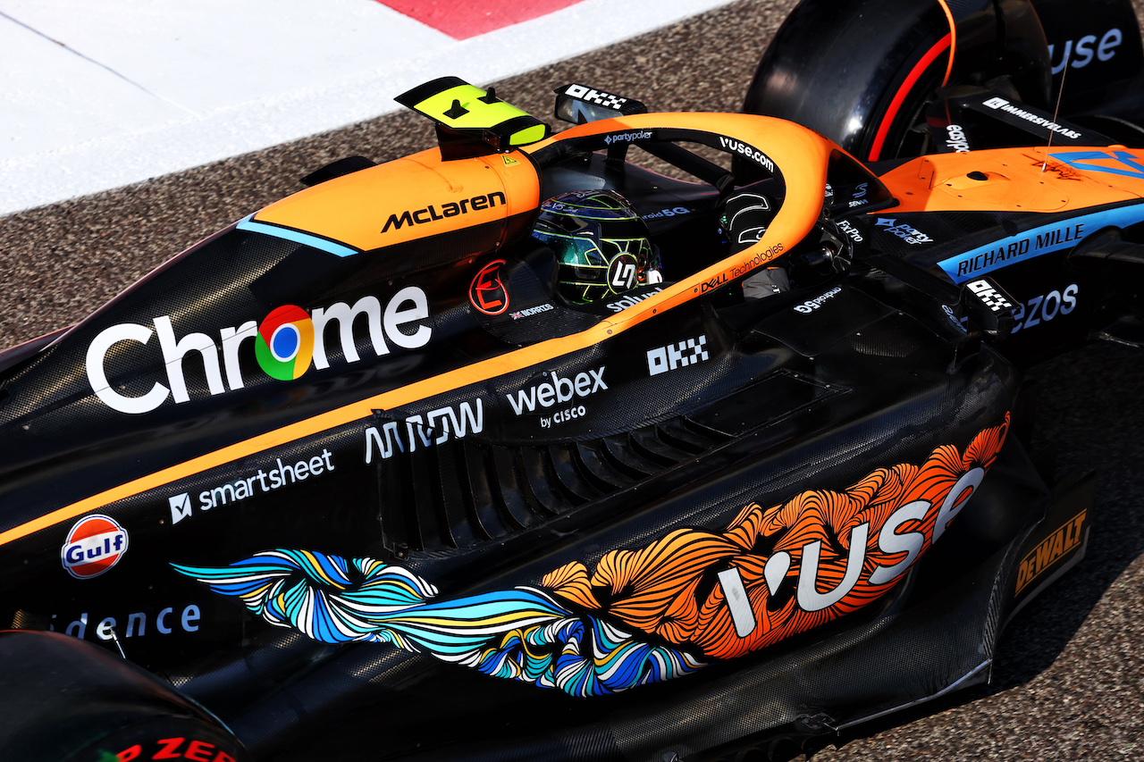 GP ABU DHABI, Lando Norris (GBR) McLaren MCL36.
19.11.2022. Formula 1 World Championship, Rd 22, Abu Dhabi Grand Prix, Yas Marina Circuit, Abu Dhabi, Qualifiche Day.
 - www.xpbimages.com, EMail: requests@xpbimages.com © Copyright: Coates / XPB Images