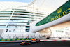 GP ABU DHABI, Sergio Perez (MEX) Red Bull Racing RB18.
19.11.2022. Formula 1 World Championship, Rd 22, Abu Dhabi Grand Prix, Yas Marina Circuit, Abu Dhabi, Qualifiche Day.
- www.xpbimages.com, EMail: requests@xpbimages.com © Copyright: Moy / XPB Images