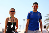 GP ABU DHABI, (L to R): Elena Berri (ITA) with her boyfriend Esteban Ocon (FRA) Alpine F1 Team.
19.11.2022. Formula 1 World Championship, Rd 22, Abu Dhabi Grand Prix, Yas Marina Circuit, Abu Dhabi, Qualifiche Day.
 - www.xpbimages.com, EMail: requests@xpbimages.com © Copyright: Coates / XPB Images