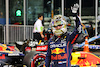 GP ABU DHABI, Max Verstappen (NLD) Red Bull Racing celebrates his pole position in qualifying parc ferme.
19.11.2022. Formula 1 World Championship, Rd 22, Abu Dhabi Grand Prix, Yas Marina Circuit, Abu Dhabi, Qualifiche Day.
- www.xpbimages.com, EMail: requests@xpbimages.com © Copyright: Batchelor / XPB Images