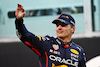 GP ABU DHABI, Max Verstappen (NLD) Red Bull Racing celebrates his pole position in qualifying parc ferme.
19.11.2022. Formula 1 World Championship, Rd 22, Abu Dhabi Grand Prix, Yas Marina Circuit, Abu Dhabi, Qualifiche Day.
 - www.xpbimages.com, EMail: requests@xpbimages.com © Copyright: Coates / XPB Images
