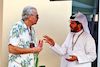 GP ABU DHABI, (L to R): Gordon Murray (RSA) Car Designer with Mohammed Bin Sulayem (UAE) FIA President.
19.11.2022. Formula 1 World Championship, Rd 22, Abu Dhabi Grand Prix, Yas Marina Circuit, Abu Dhabi, Qualifiche Day.
- www.xpbimages.com, EMail: requests@xpbimages.com © Copyright: Moy / XPB Images