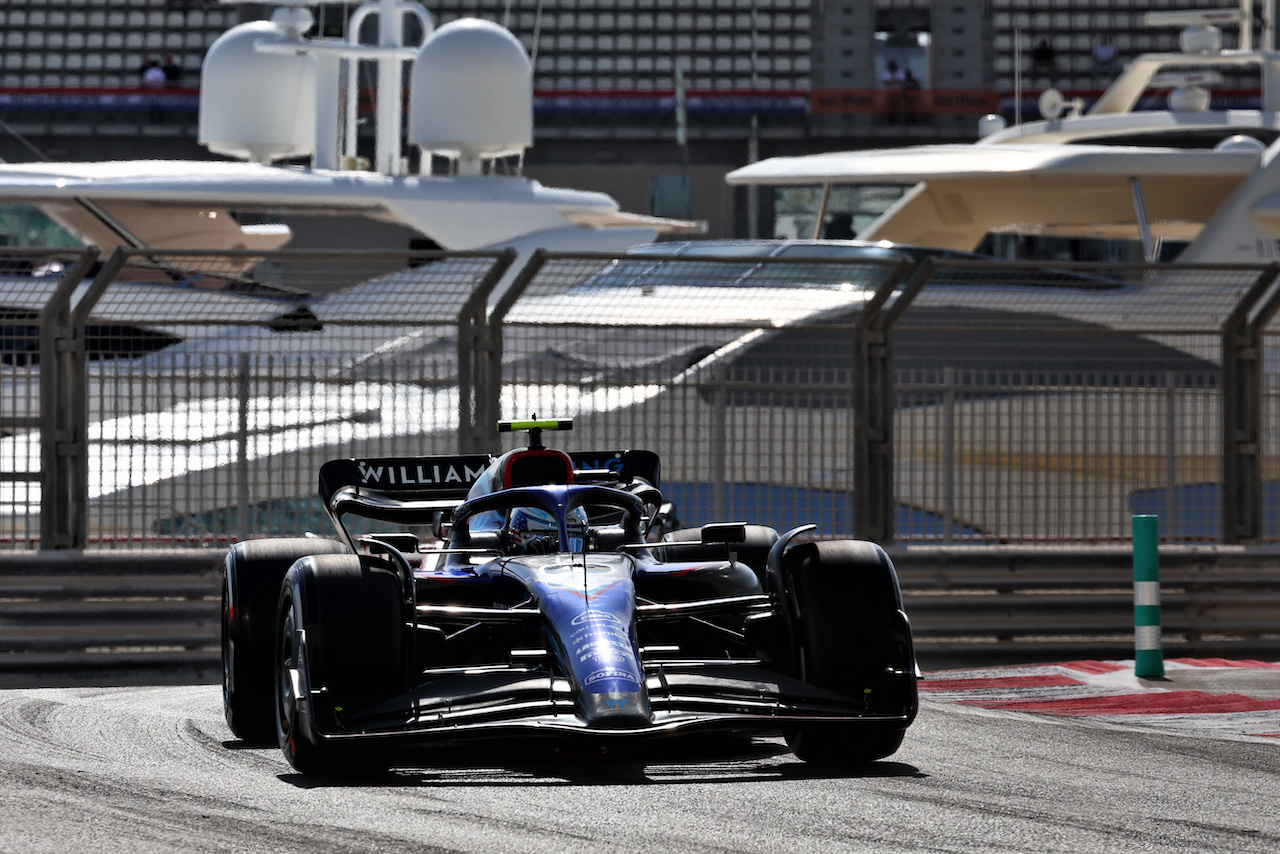 GP ABU DHABI, Logan Sargeant (USA) Williams Racing FW44 Academy Driver.
18.11.2022. Formula 1 World Championship, Rd 22, Abu Dhabi Grand Prix, Yas Marina Circuit, Abu Dhabi, Practice Day.
- www.xpbimages.com, EMail: requests@xpbimages.com © Copyright: Moy / XPB Images