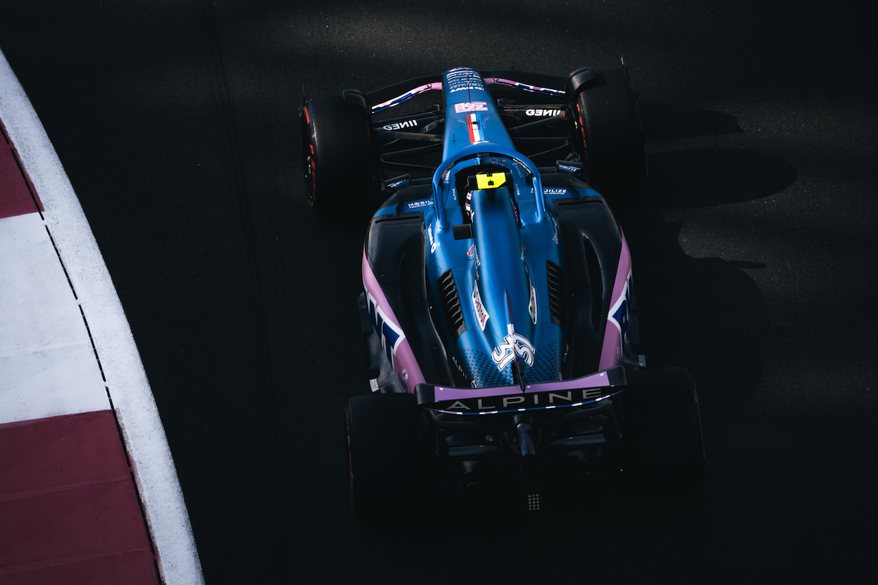 GP ABU DHABI, Esteban Ocon (FRA) Alpine F1 Team A522.
18.11.2022. Formula 1 World Championship, Rd 22, Abu Dhabi Grand Prix, Yas Marina Circuit, Abu Dhabi, Practice Day.
- www.xpbimages.com, EMail: requests@xpbimages.com © Copyright: Bearne / XPB Images