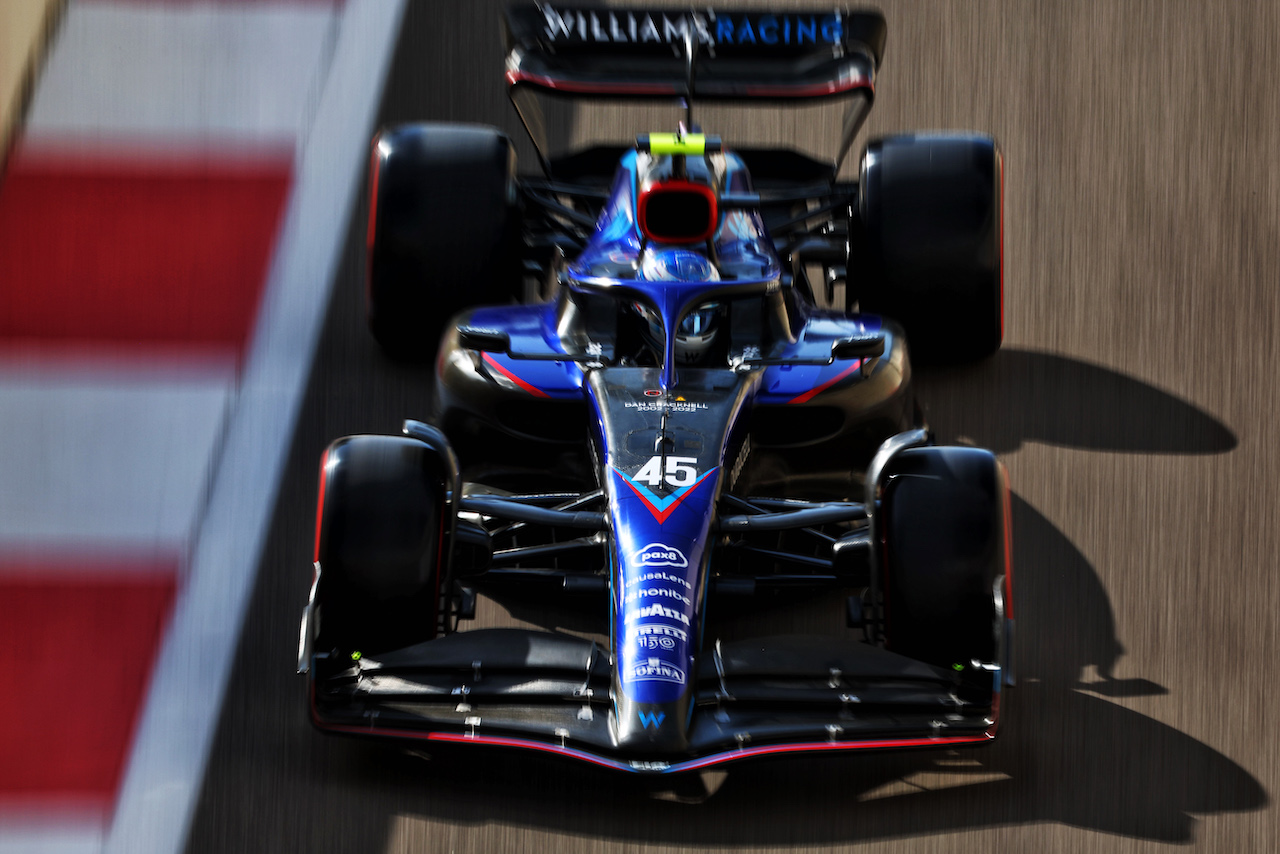 GP ABU DHABI, Logan Sargeant (USA) Williams Racing FW44 Academy Driver.
18.11.2022. Formula 1 World Championship, Rd 22, Abu Dhabi Grand Prix, Yas Marina Circuit, Abu Dhabi, Practice Day.
 - www.xpbimages.com, EMail: requests@xpbimages.com © Copyright: Coates / XPB Images