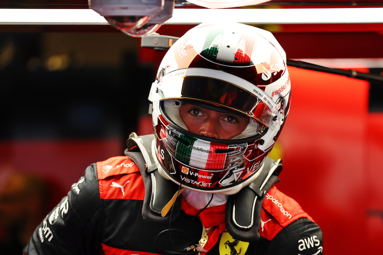 GP ABU DHABI, Charles Leclerc (MON) Ferrari.
18.11.2022. Formula 1 World Championship, Rd 22, Abu Dhabi Grand Prix, Yas Marina Circuit, Abu Dhabi, Practice Day.
- www.xpbimages.com, EMail: requests@xpbimages.com © Copyright: Batchelor / XPB Images
