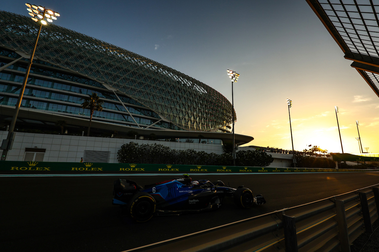 GP ABU DHABI, Nicholas Latifi (CDN), Williams Racing 
18.11.2022. Formula 1 World Championship, Rd 22, Abu Dhabi Grand Prix, Yas Marina Circuit, Abu Dhabi, Practice Day.
- www.xpbimages.com, EMail: requests@xpbimages.com ¬© Copyright: Charniaux / XPB Images