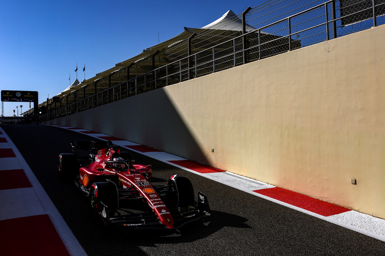 GP ABU DHABI, Charles Leclerc (FRA), Ferrari 
18.11.2022. Formula 1 World Championship, Rd 22, Abu Dhabi Grand Prix, Yas Marina Circuit, Abu Dhabi, Practice Day.
- www.xpbimages.com, EMail: requests@xpbimages.com ¬© Copyright: Charniaux / XPB Images