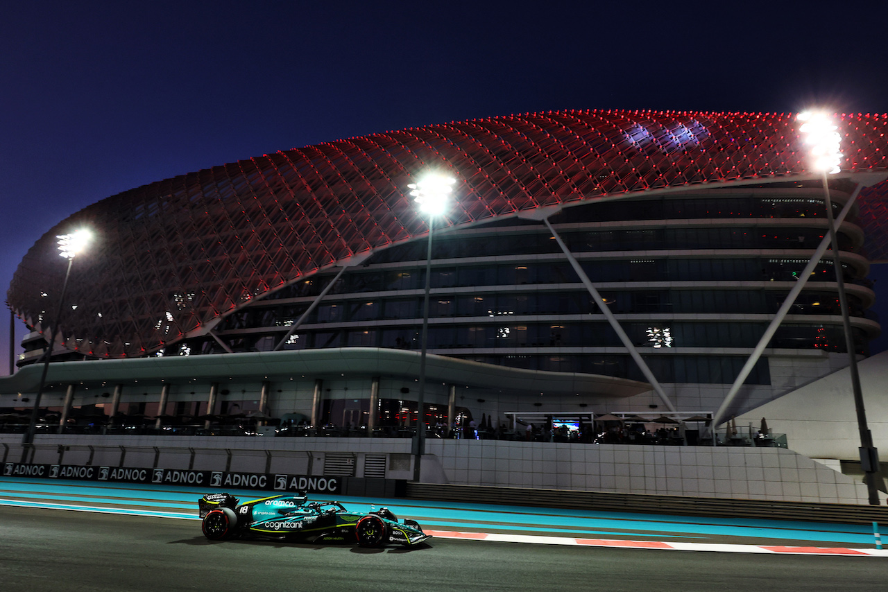 GP ABU DHABI, Lance Stroll (CDN) Aston Martin F1 Team AMR22.
18.11.2022. Formula 1 World Championship, Rd 22, Abu Dhabi Grand Prix, Yas Marina Circuit, Abu Dhabi, Practice Day.
- www.xpbimages.com, EMail: requests@xpbimages.com © Copyright: Moy / XPB Images