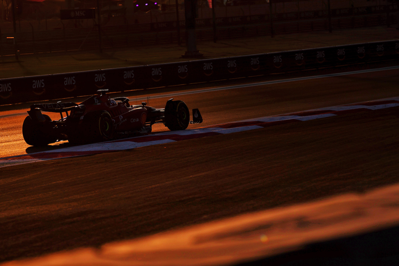 GP ABU DHABI, Charles Leclerc (MON) Ferrari F1-75.
18.11.2022. Formula 1 World Championship, Rd 22, Abu Dhabi Grand Prix, Yas Marina Circuit, Abu Dhabi, Practice Day.
 - www.xpbimages.com, EMail: requests@xpbimages.com © Copyright: Coates / XPB Images