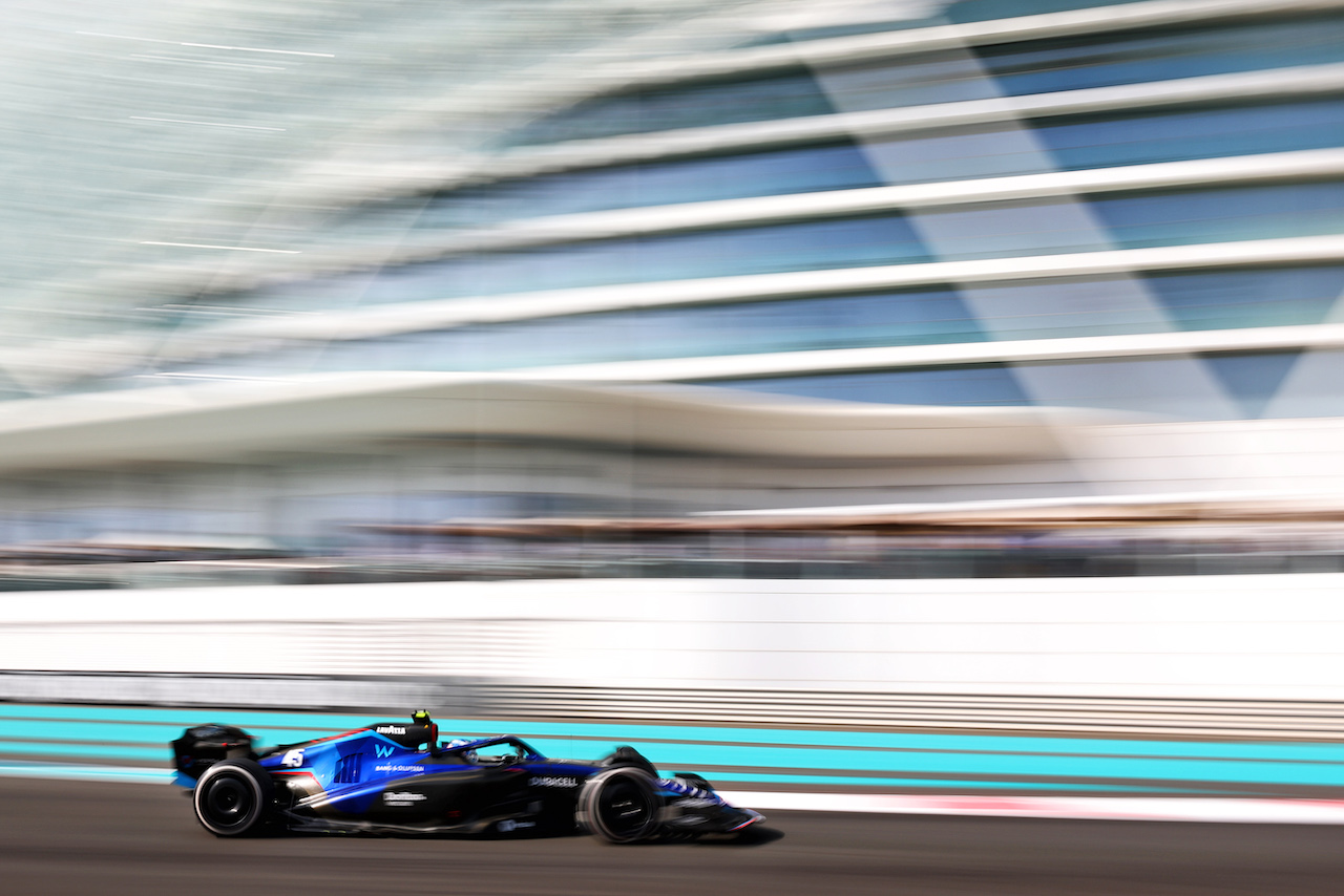 GP ABU DHABI, Logan Sargeant (USA) Williams Racing FW44 Academy Driver.
18.11.2022. Formula 1 World Championship, Rd 22, Abu Dhabi Grand Prix, Yas Marina Circuit, Abu Dhabi, Practice Day.
- www.xpbimages.com, EMail: requests@xpbimages.com © Copyright: Moy / XPB Images