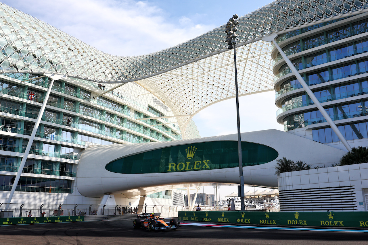 GP ABU DHABI, Pato O'Ward (MEX) McLaren MCL36 Test Driver.
18.11.2022. Formula 1 World Championship, Rd 22, Abu Dhabi Grand Prix, Yas Marina Circuit, Abu Dhabi, Practice Day.
- www.xpbimages.com, EMail: requests@xpbimages.com © Copyright: Moy / XPB Images