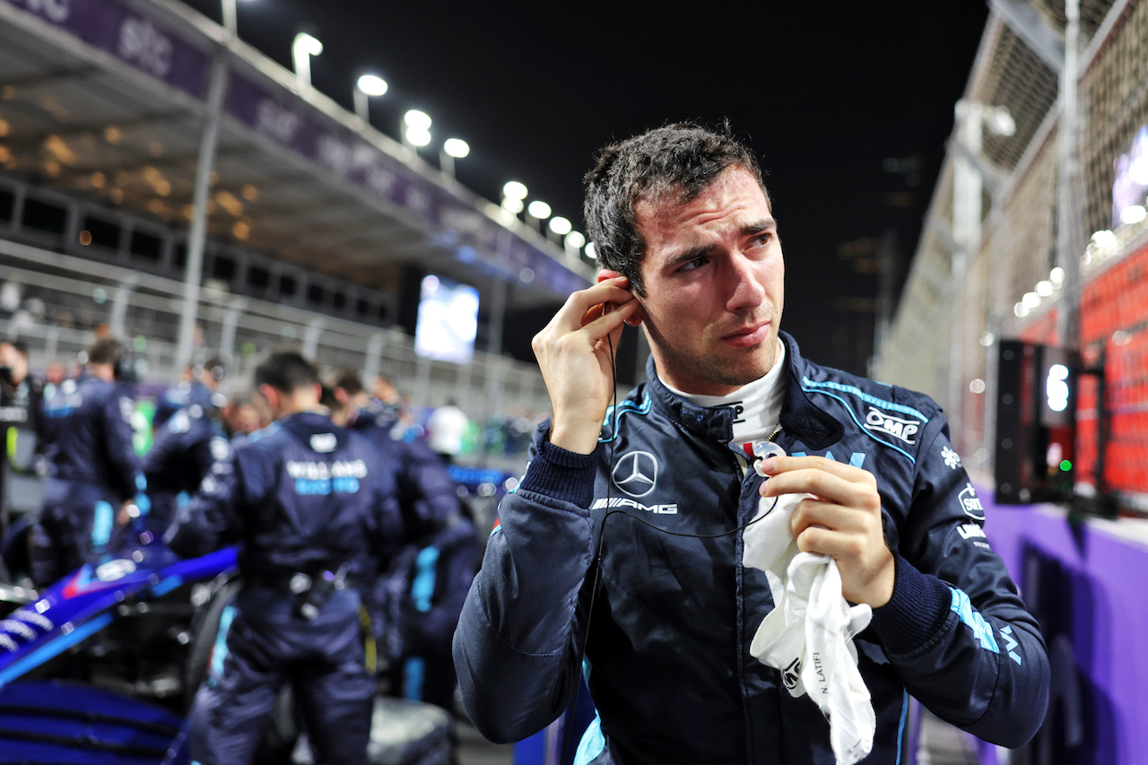 GP ARABIA SAUDITA, Nicholas Latifi (CDN) Williams Racing on the grid.
27.03.2022. Formula 1 World Championship, Rd 2, Saudi Arabian Grand Prix, Jeddah, Saudi Arabia, Gara Day.
- www.xpbimages.com, EMail: requests@xpbimages.com © Copyright: Bearne / XPB Images