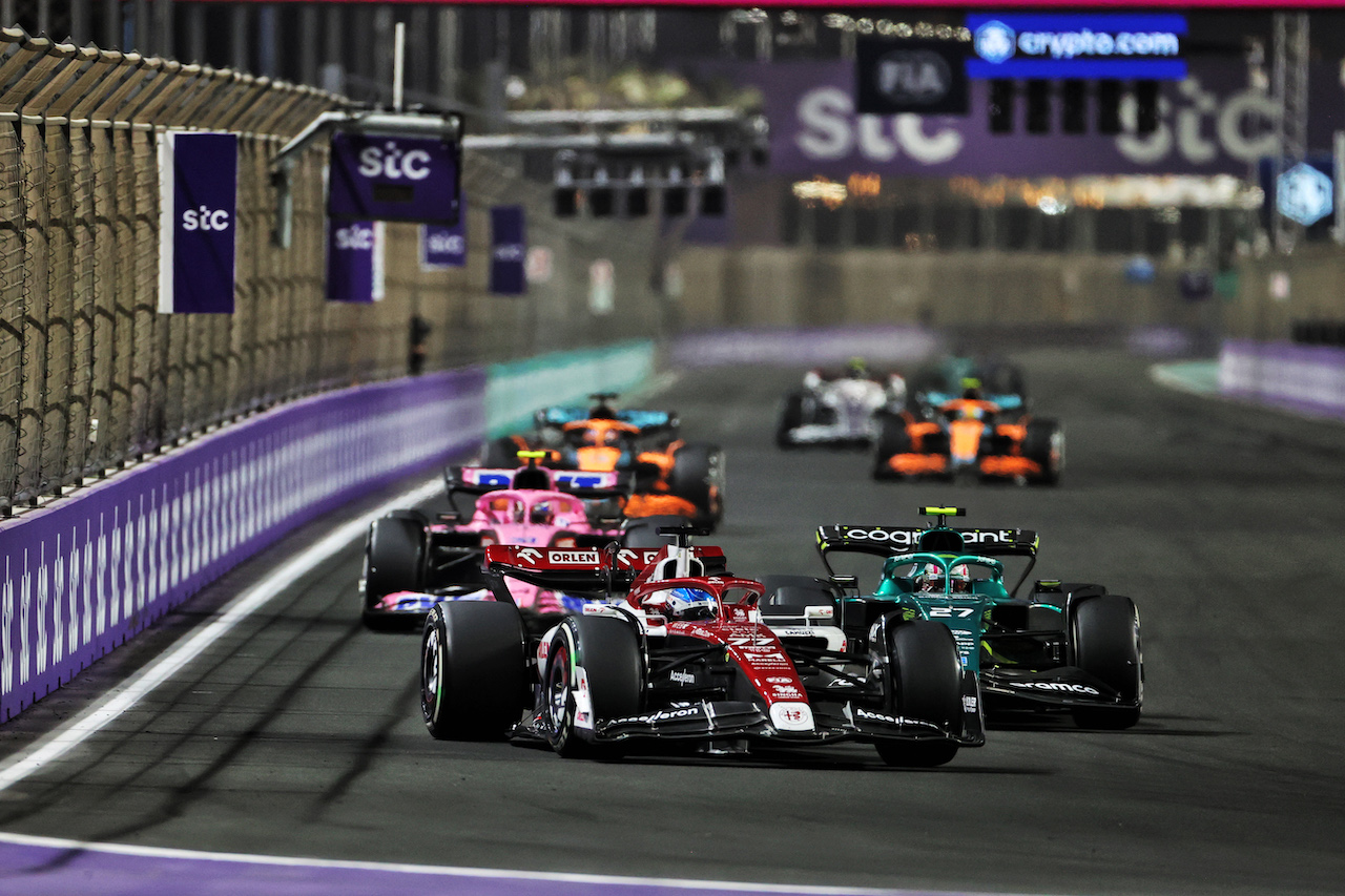 GP ARABIA SAUDITA, Valtteri Bottas (FIN) Alfa Romeo F1 Team C42.
27.03.2022. Formula 1 World Championship, Rd 2, Saudi Arabian Grand Prix, Jeddah, Saudi Arabia, Gara Day.
- www.xpbimages.com, EMail: requests@xpbimages.com © Copyright: Charniaux / XPB Images