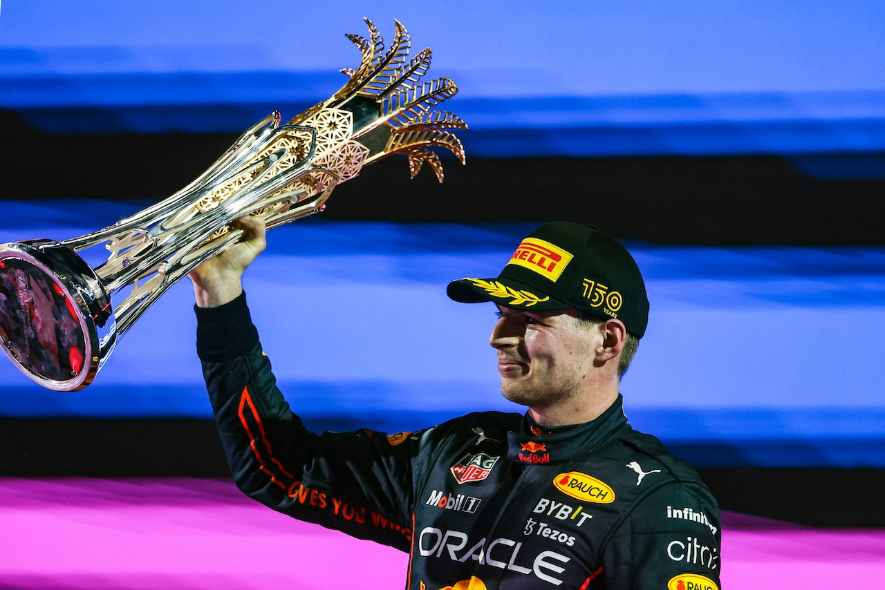 GP ARABIA SAUDITA, Max Verstappen (NLD), Red Bull Racing 
27.03.2022. Formula 1 World Championship, Rd 2, Saudi Arabian Grand Prix, Jeddah, Saudi Arabia, Gara Day.
- www.xpbimages.com, EMail: requests@xpbimages.com ¬© Copyright: Charniaux / XPB Images