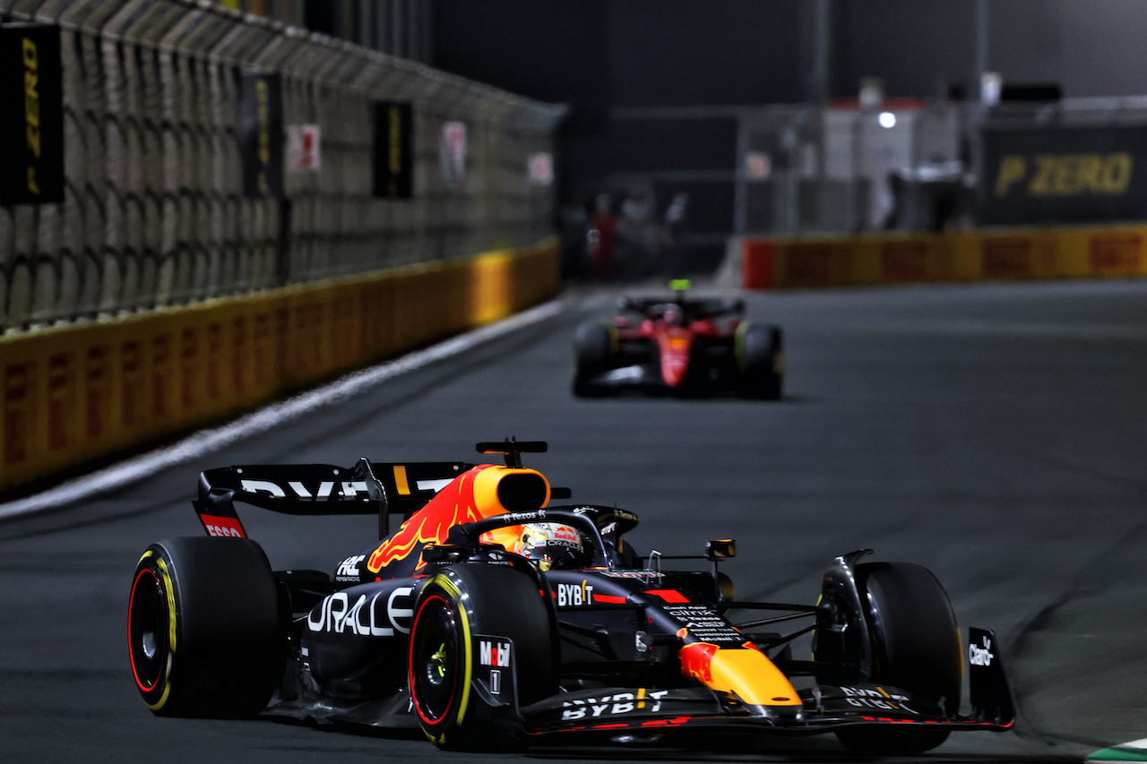 GP ARABIA SAUDITA, Max Verstappen (NLD) Red Bull Racing RB18.
27.03.2022. Formula 1 World Championship, Rd 2, Saudi Arabian Grand Prix, Jeddah, Saudi Arabia, Gara Day.
- www.xpbimages.com, EMail: requests@xpbimages.com © Copyright: Batchelor / XPB Images