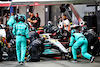 GP ARABIA SAUDITA, Lewis Hamilton (GBR) Mercedes AMG F1 W13 makes a pit stop.
27.03.2022. Formula 1 World Championship, Rd 2, Saudi Arabian Grand Prix, Jeddah, Saudi Arabia, Gara Day.
- www.xpbimages.com, EMail: requests@xpbimages.com © Copyright: Batchelor / XPB Images