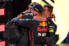 GP ARABIA SAUDITA, Gara winner Max Verstappen (NLD) Red Bull Racing celebrates with the team in parc ferme.
27.03.2022. Formula 1 World Championship, Rd 2, Saudi Arabian Grand Prix, Jeddah, Saudi Arabia, Gara Day.
- www.xpbimages.com, EMail: requests@xpbimages.com © Copyright: Batchelor / XPB Images