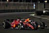 GP ARABIA SAUDITA, Charles Leclerc (MON) Ferrari F1-75 e Max Verstappen (NLD) Red Bull Racing RB18 battle for the lead of the race.
27.03.2022. Formula 1 World Championship, Rd 2, Saudi Arabian Grand Prix, Jeddah, Saudi Arabia, Gara Day.
 - www.xpbimages.com, EMail: requests@xpbimages.com ¬© Copyright: Coates / XPB Images