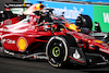 GP ARABIA SAUDITA, Charles Leclerc (MON) Ferrari F1-75 e Max Verstappen (NLD) Red Bull Racing RB18 battle for the lead of the race.
27.03.2022. Formula 1 World Championship, Rd 2, Saudi Arabian Grand Prix, Jeddah, Saudi Arabia, Gara Day.
 - www.xpbimages.com, EMail: requests@xpbimages.com © Copyright: Coates / XPB Images