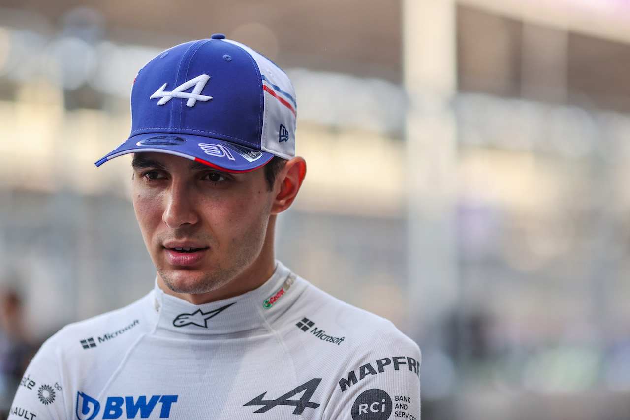 GP ARABIA SAUDITA, Esteban Ocon (FRA), Alpine F1 Team 24.03.2022. Formula 1 World Championship, Rd 2, Saudi Arabian Grand Prix, Jeddah, Saudi Arabia, Preparation Day.- www.xpbimages.com, EMail: requests@xpbimages.com ¬© Copyright: Charniaux / XPB Images