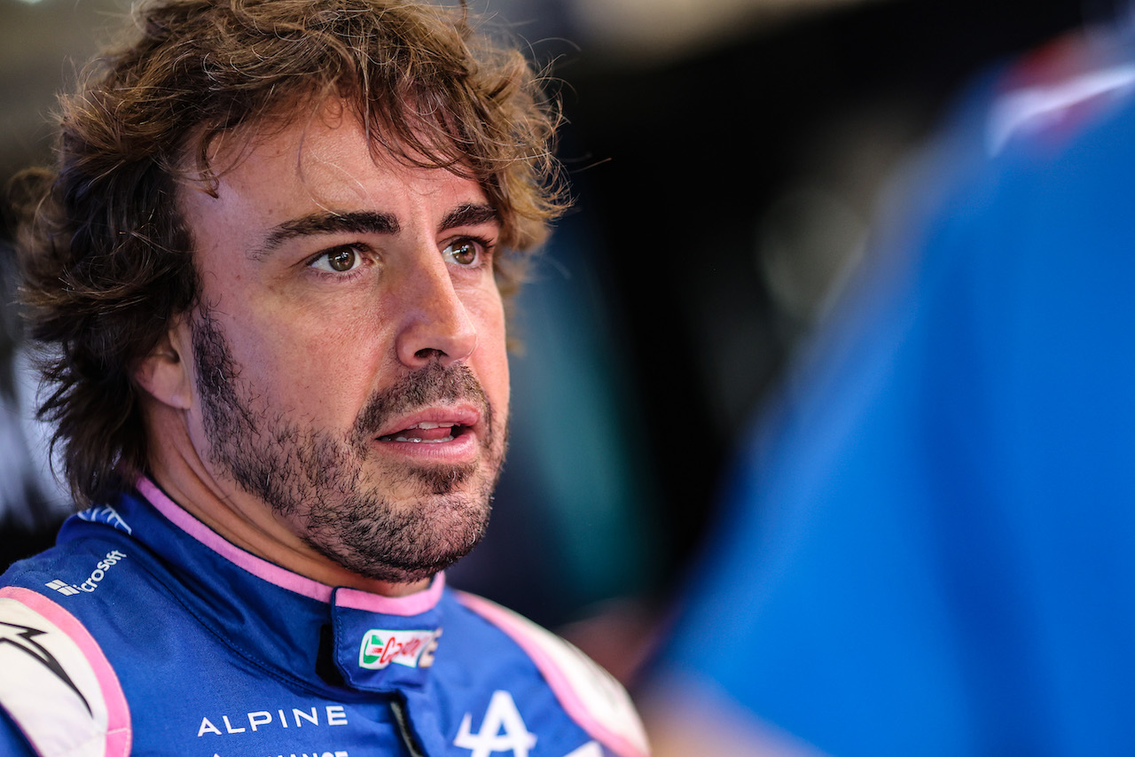 GP ARABIA SAUDITA, Fernando Alonso (ESP), Alpine F1 Team 24.03.2022. Formula 1 World Championship, Rd 2, Saudi Arabian Grand Prix, Jeddah, Saudi Arabia, Preparation Day.- www.xpbimages.com, EMail: requests@xpbimages.com ¬© Copyright: Charniaux / XPB Images
