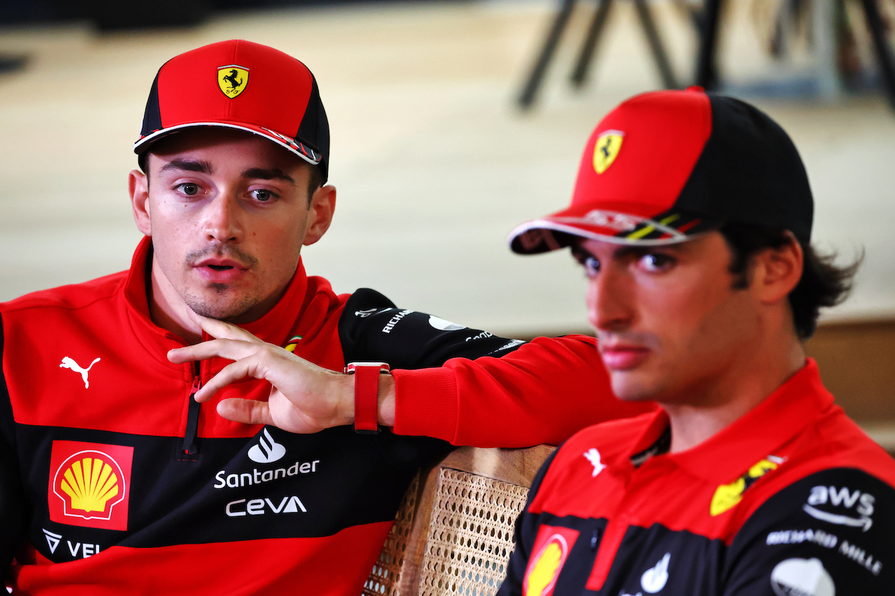 GP ARABIA SAUDITA, (L to R): Charles Leclerc (MON) Ferrari with team mate Carlos Sainz Jr (ESP) Ferrari.
24.03.2022. Formula 1 World Championship, Rd 2, Saudi Arabian Grand Prix, Jeddah, Saudi Arabia, Preparation Day.
- www.xpbimages.com, EMail: requests@xpbimages.com © Copyright: Batchelor / XPB Images
