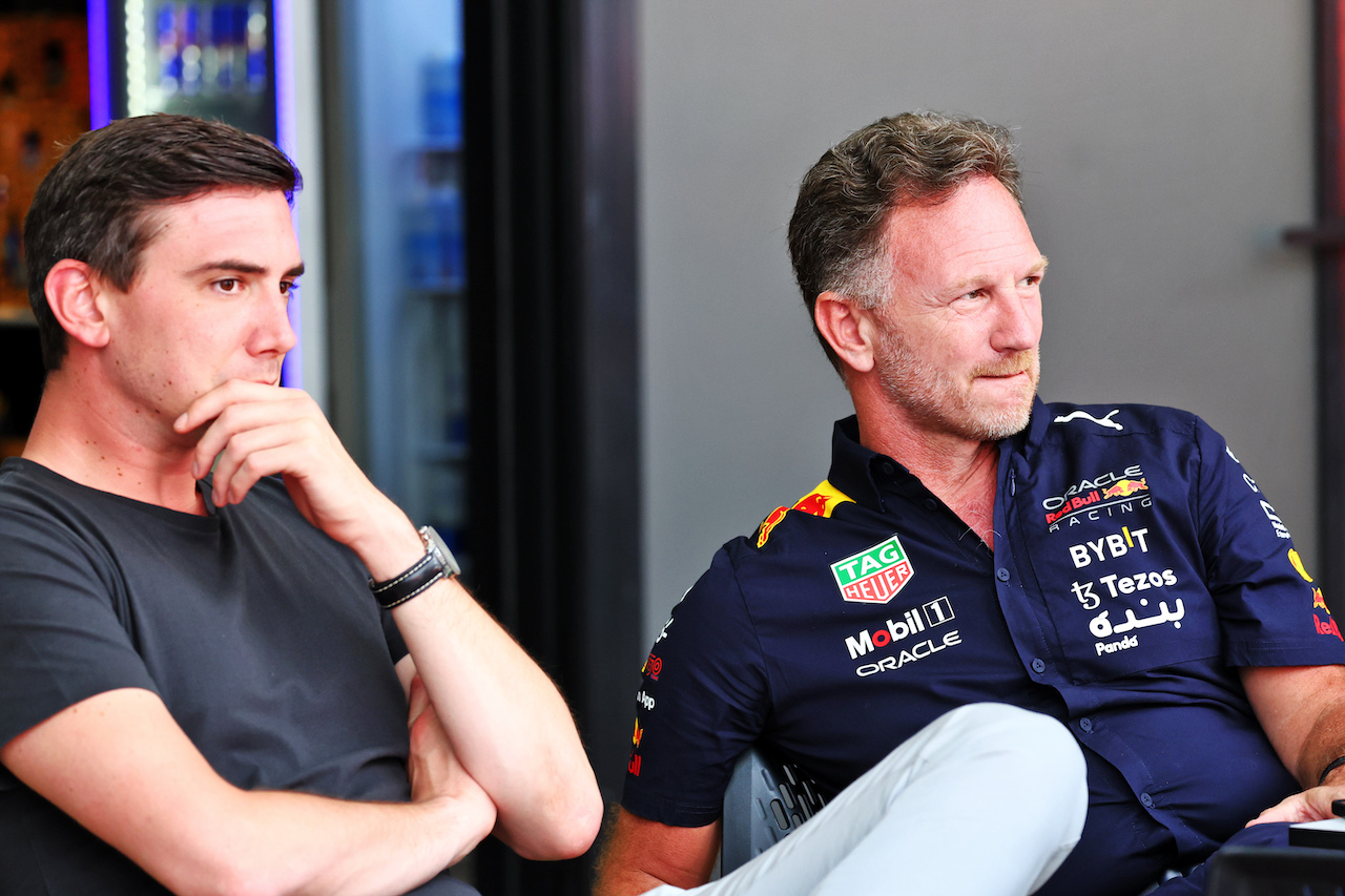 GP ARABIA SAUDITA, Christian Horner (GBR) Red Bull Racing Team Principal.
26.03.2022. Formula 1 World Championship, Rd 2, Saudi Arabian Grand Prix, Jeddah, Saudi Arabia, Qualifiche Day.
- www.xpbimages.com, EMail: requests@xpbimages.com © Copyright: Batchelor / XPB Images