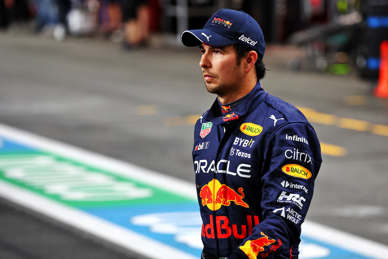GP ARABIA SAUDITA, Sergio Perez (MEX) Red Bull Racing.
26.03.2022. Formula 1 World Championship, Rd 2, Saudi Arabian Grand Prix, Jeddah, Saudi Arabia, Qualifiche Day.
- www.xpbimages.com, EMail: requests@xpbimages.com © Copyright: Batchelor / XPB Images
