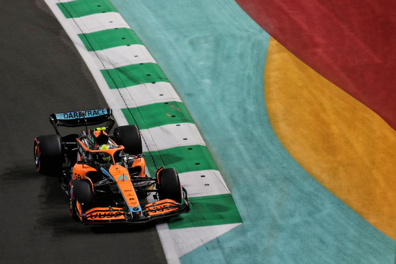 GP ARABIA SAUDITA, Lando Norris (GBR) McLaren MCL36.
26.03.2022. Formula 1 World Championship, Rd 2, Saudi Arabian Grand Prix, Jeddah, Saudi Arabia, Qualifiche Day.
 - www.xpbimages.com, EMail: requests@xpbimages.com © Copyright: Coates / XPB Images