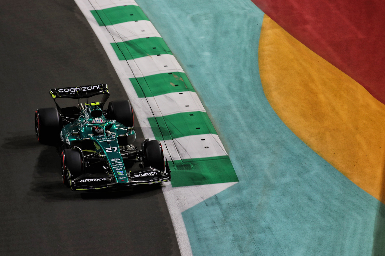 GP ARABIA SAUDITA, Nico Hulkenberg (GER) Aston Martin F1 Team Reserve Driver AMR22.
26.03.2022. Formula 1 World Championship, Rd 2, Saudi Arabian Grand Prix, Jeddah, Saudi Arabia, Qualifiche Day.
 - www.xpbimages.com, EMail: requests@xpbimages.com © Copyright: Coates / XPB Images