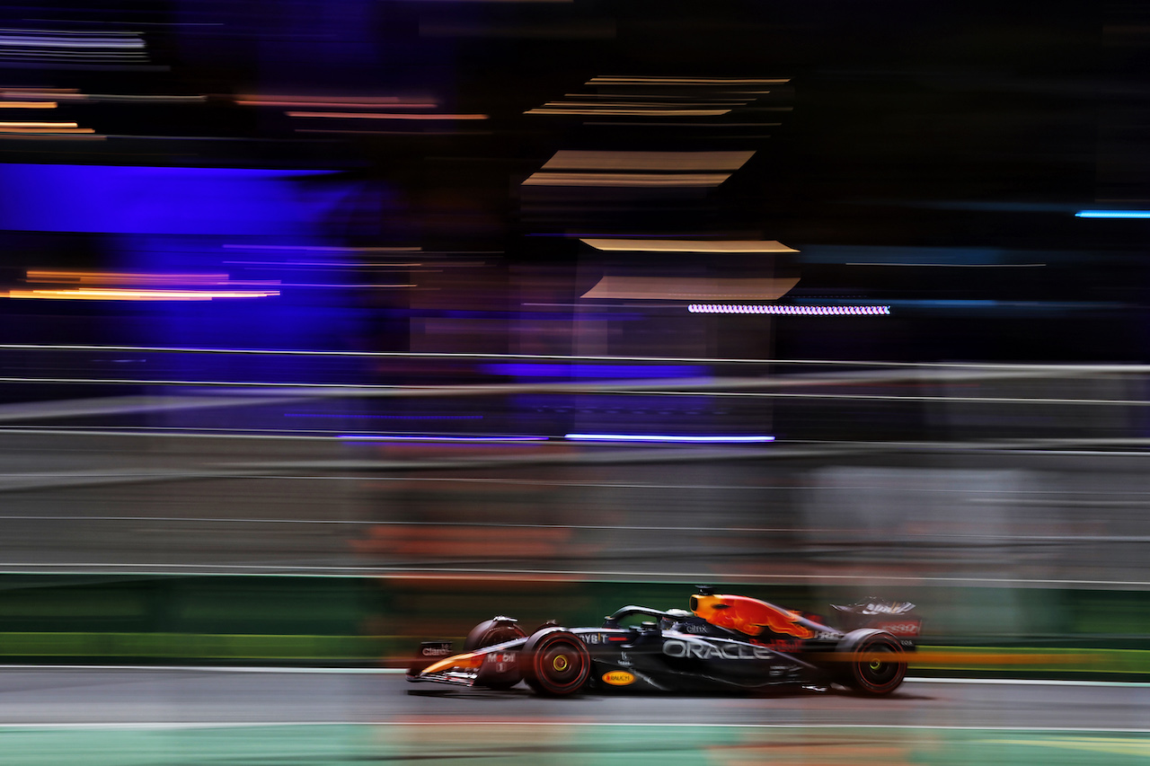 GP ARABIA SAUDITA, Max Verstappen (NLD) Red Bull Racing RB18.
26.03.2022. Formula 1 World Championship, Rd 2, Saudi Arabian Grand Prix, Jeddah, Saudi Arabia, Qualifiche Day.
- www.xpbimages.com, EMail: requests@xpbimages.com © Copyright: Bearne / XPB Images