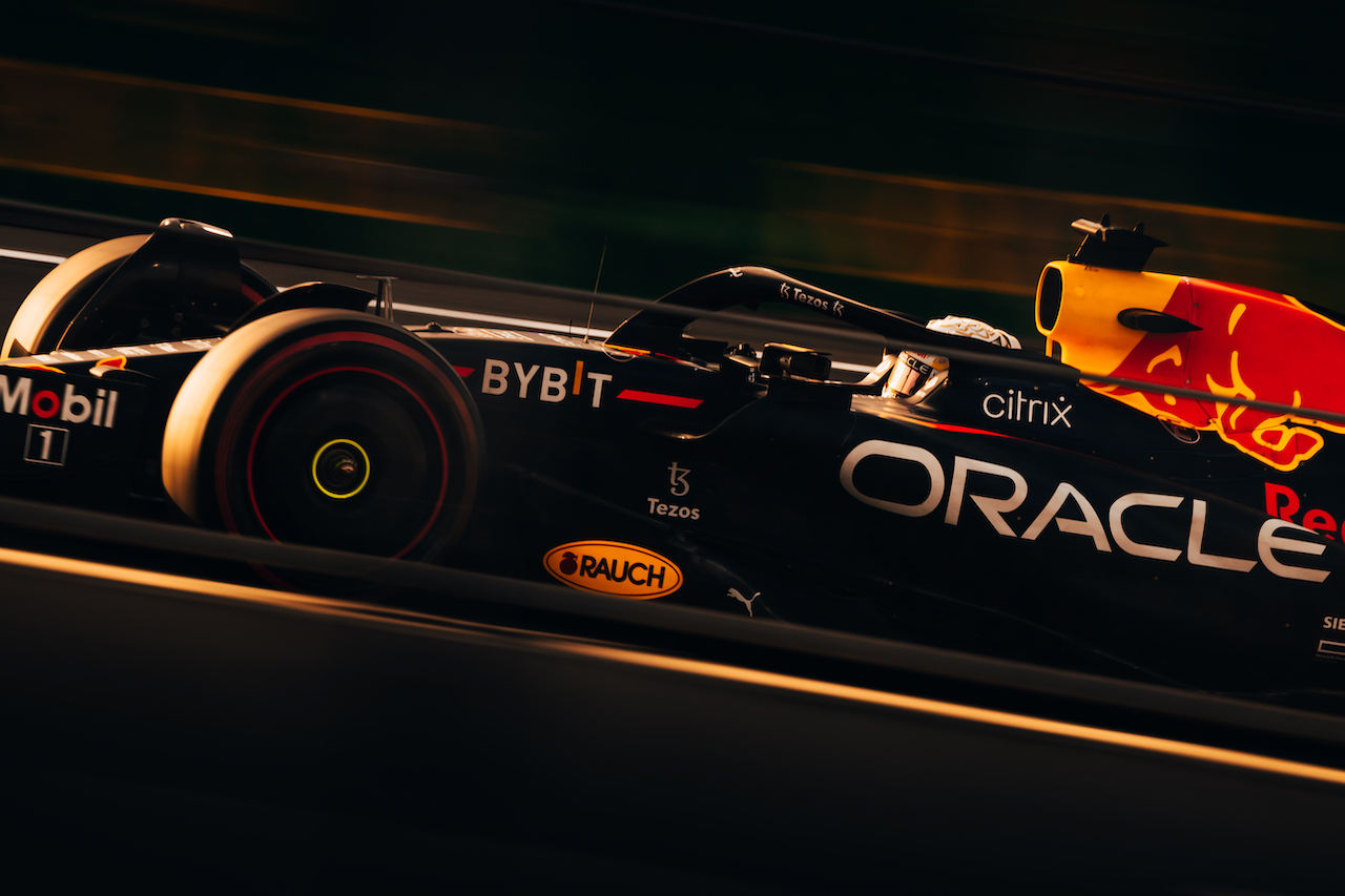 GP ARABIA SAUDITA, Max Verstappen (NLD) Red Bull Racing RB18.
26.03.2022. Formula 1 World Championship, Rd 2, Saudi Arabian Grand Prix, Jeddah, Saudi Arabia, Qualifiche Day.
- www.xpbimages.com, EMail: requests@xpbimages.com © Copyright: Bearne / XPB Images