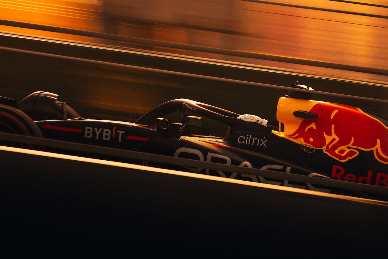 GP ARABIA SAUDITA, Max Verstappen (NLD) Red Bull Racing RB18.
26.03.2022. Formula 1 World Championship, Rd 2, Saudi Arabian Grand Prix, Jeddah, Saudi Arabia, Qualifiche Day.
- www.xpbimages.com, EMail: requests@xpbimages.com © Copyright: Bearne / XPB Images