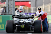 GP ARABIA SAUDITA, Pierre Gasly (FRA) pushes his AlphaTauri AT03 back into the pits in the third practice session.
26.03.2022. Formula 1 World Championship, Rd 2, Saudi Arabian Grand Prix, Jeddah, Saudi Arabia, Qualifiche Day.
- www.xpbimages.com, EMail: requests@xpbimages.com © Copyright: Batchelor / XPB Images