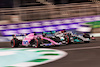 GP ARABIA SAUDITA, Fernando Alonso (ESP) Alpine F1 Team A522 e George Russell (GBR) Mercedes AMG F1 W13.
26.03.2022. Formula 1 World Championship, Rd 2, Saudi Arabian Grand Prix, Jeddah, Saudi Arabia, Qualifiche Day.
- www.xpbimages.com, EMail: requests@xpbimages.com © Copyright: Charniaux / XPB Images