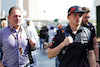 GP ARABIA SAUDITA, Max Verstappen (NLD) Red Bull Racing with his father Jos Verstappen (NLD).
26.03.2022. Formula 1 World Championship, Rd 2, Saudi Arabian Grand Prix, Jeddah, Saudi Arabia, Qualifiche Day.
- www.xpbimages.com, EMail: requests@xpbimages.com © Copyright: Bearne / XPB Images
