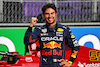 GP ARABIA SAUDITA, Sergio Perez (MEX) Red Bull Racing celebrates his pole position in qualifying parc ferme.
26.03.2022. Formula 1 World Championship, Rd 2, Saudi Arabian Grand Prix, Jeddah, Saudi Arabia, Qualifiche Day.
- www.xpbimages.com, EMail: requests@xpbimages.com © Copyright: Batchelor / XPB Images