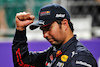 GP ARABIA SAUDITA, Sergio Perez (MEX) Red Bull Racing celebrates his pole position in qualifying parc ferme.
26.03.2022. Formula 1 World Championship, Rd 2, Saudi Arabian Grand Prix, Jeddah, Saudi Arabia, Qualifiche Day.
 - www.xpbimages.com, EMail: requests@xpbimages.com © Copyright: Coates / XPB Images