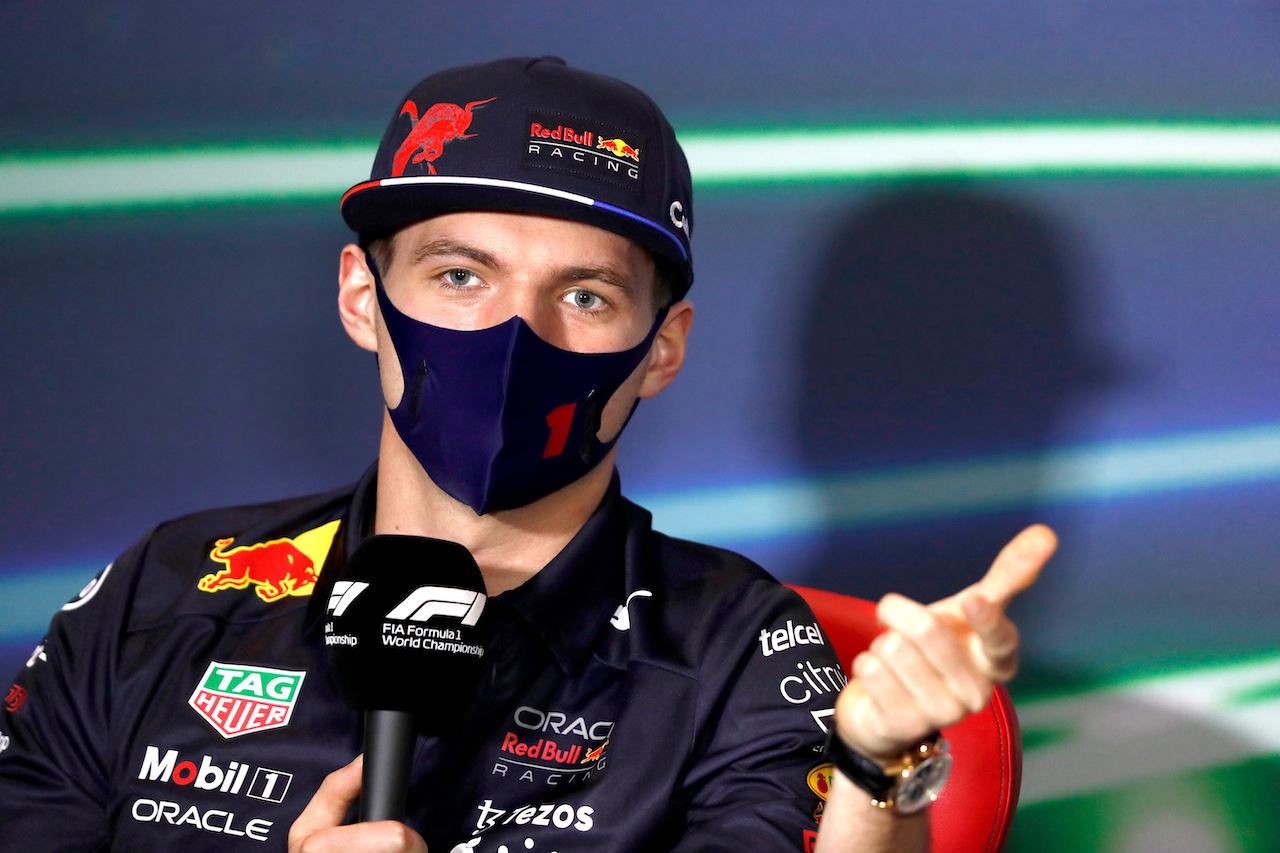 GP ARABIA SAUDITA, Max Verstappen (NLD) Red Bull Racing in the FIA Press Conference.
25.03.2022 Formula 1 World Championship, Rd 2, Saudi Arabian Grand Prix, Jeddah, Saudi Arabia, Practice Day.
- www.xpbimages.com, EMail: requests@xpbimages.com © Copyright: XPB Images