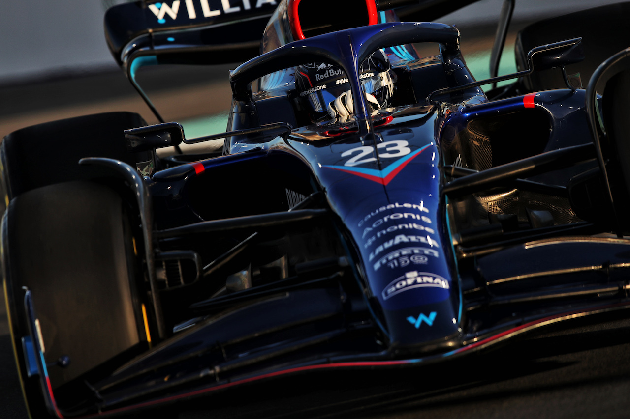GP ARABIA SAUDITA, Alexander Albon (THA) Williams Racing FW44.
25.03.2022 Formula 1 World Championship, Rd 2, Saudi Arabian Grand Prix, Jeddah, Saudi Arabia, Practice Day.
 - www.xpbimages.com, EMail: requests@xpbimages.com © Copyright: Coates / XPB Images